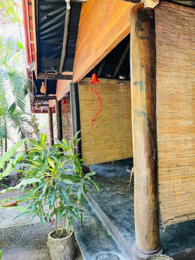 New Roy Guest House Kalkudah  Esterno foto
